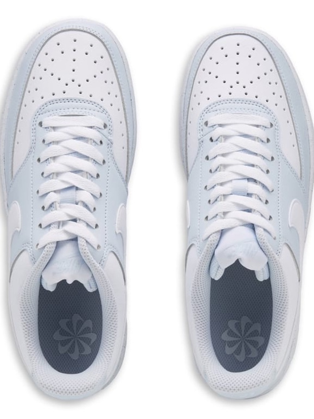 Nike Low-Top Sneakers in White and Light Blue - Picture 6 of 6